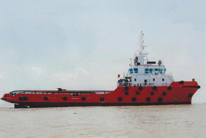 WAN-AHTS-004 anchor handling tug supply vessel at sea