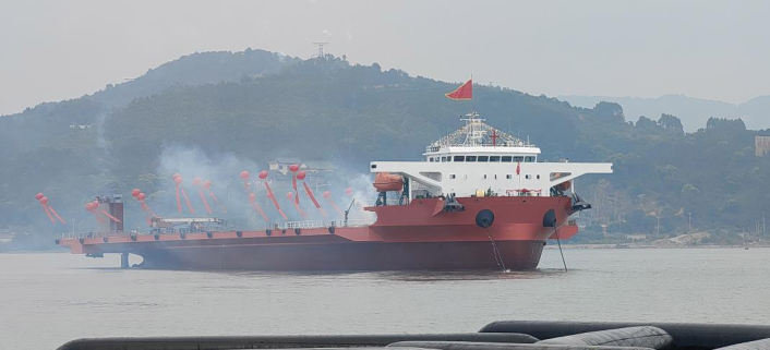WAN-BARGE-002 self-propelled barge
