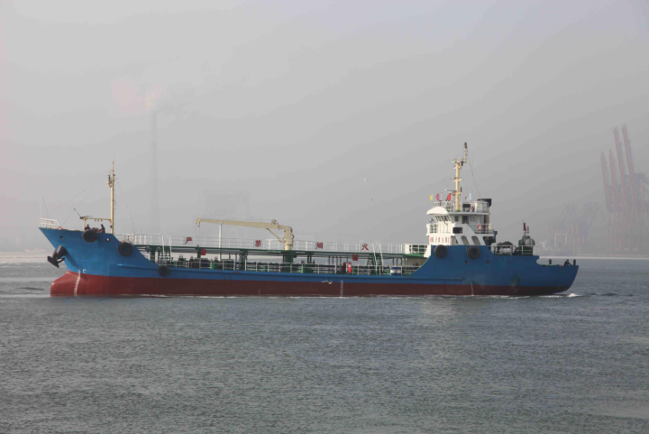 WAN-TANK-004 oil tanker underway in hazy conditions
